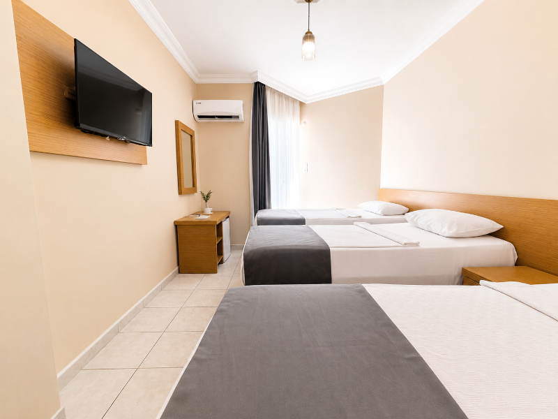 Yaman Life Hotel image