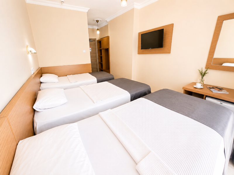 Yaman Life Hotel image