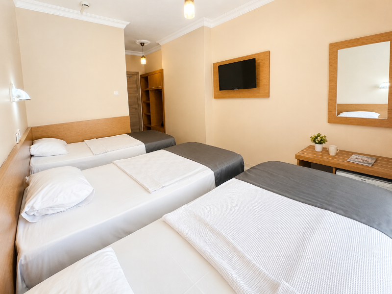 Yaman Life Hotel image