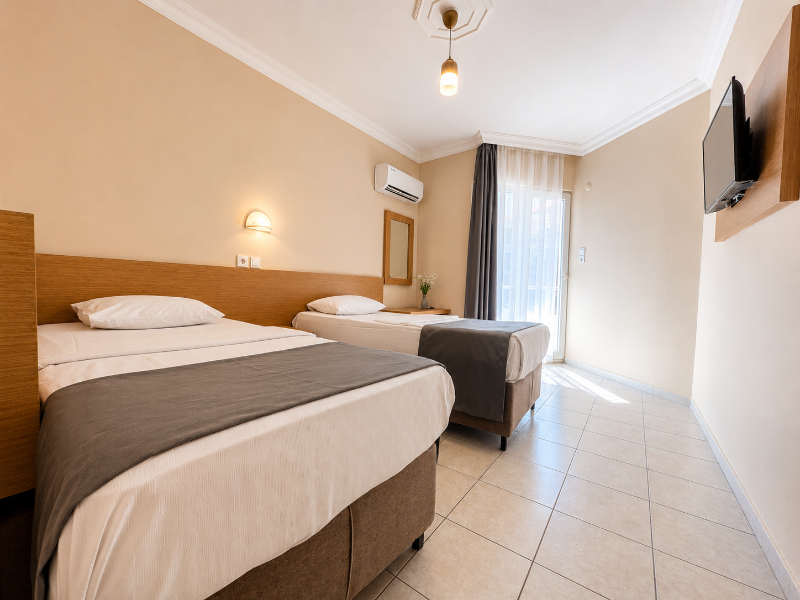 Yaman Life Hotel image