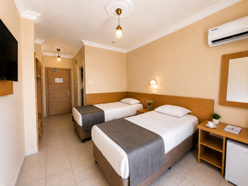 Yaman Life Hotel image
