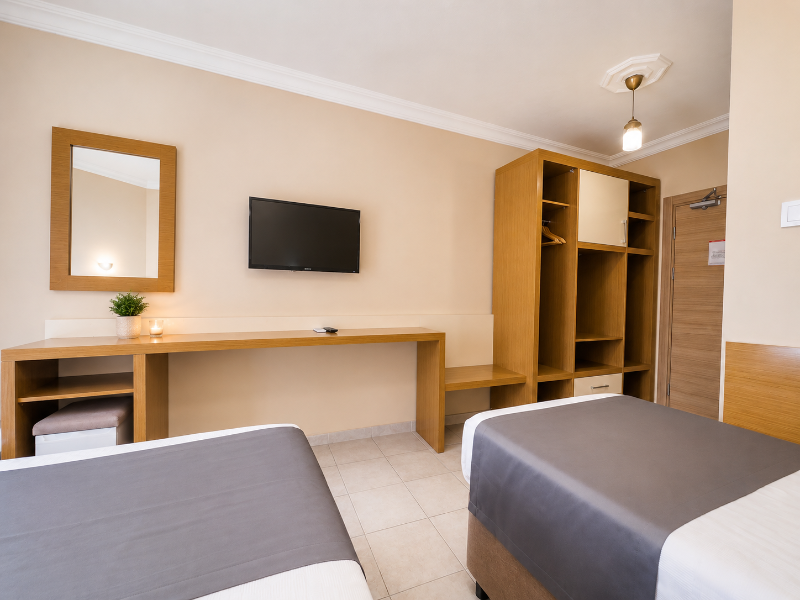 Yaman Life Hotel image