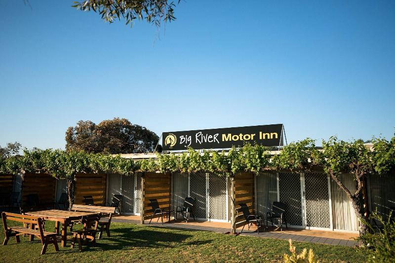Big River Motor Inn image