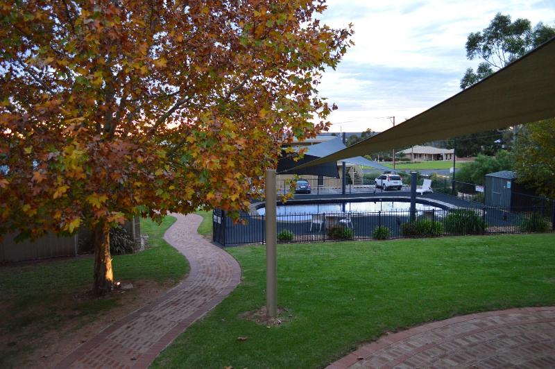 Loxton Community Hotel Motel image