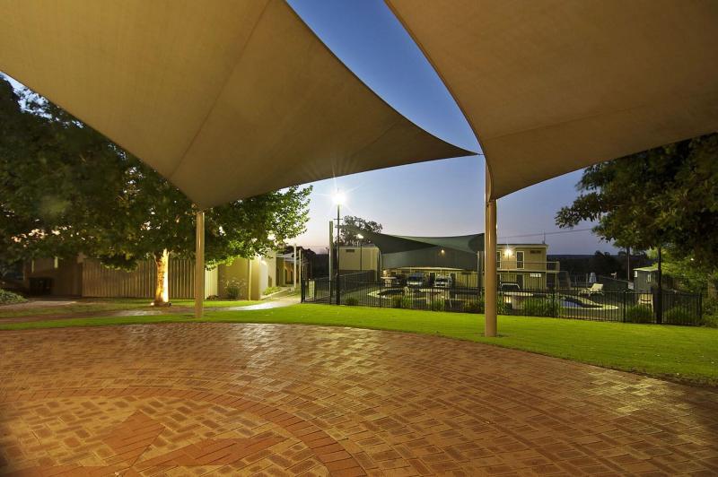 Loxton Community Hotel Motel image