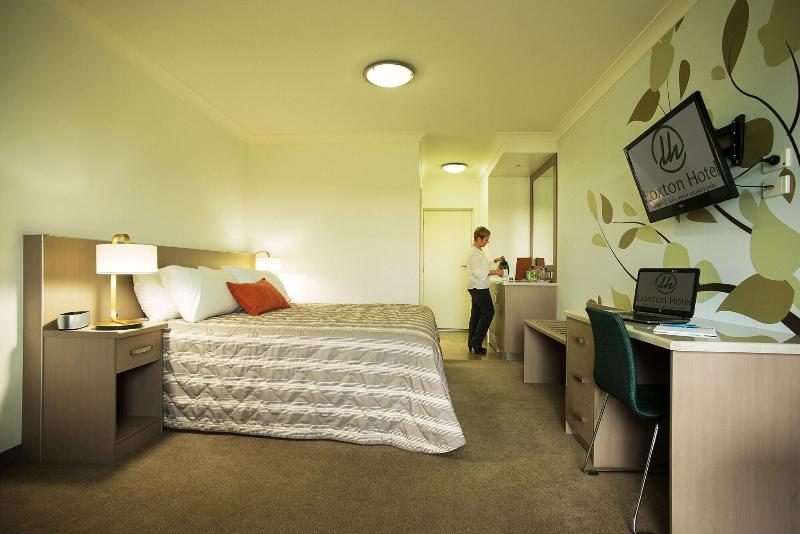 Loxton Community Hotel Motel image 9