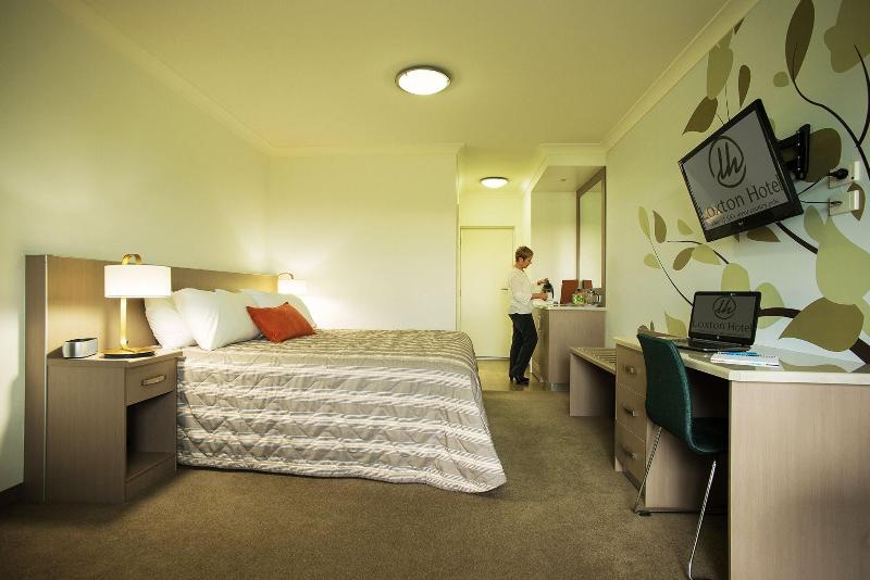 Loxton Community Hotel Motel image