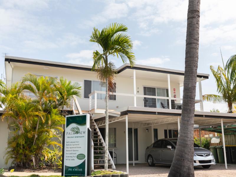 Palm View Holiday Apartments — general view