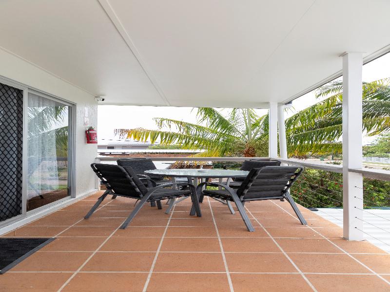 Palm View Holiday Apartments