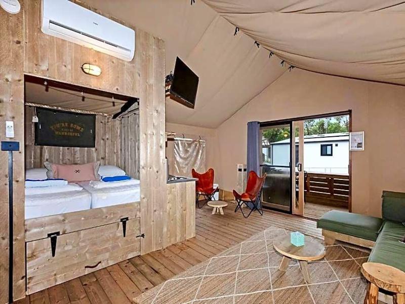 Reflections Holiday Parks Jimmys Beach image