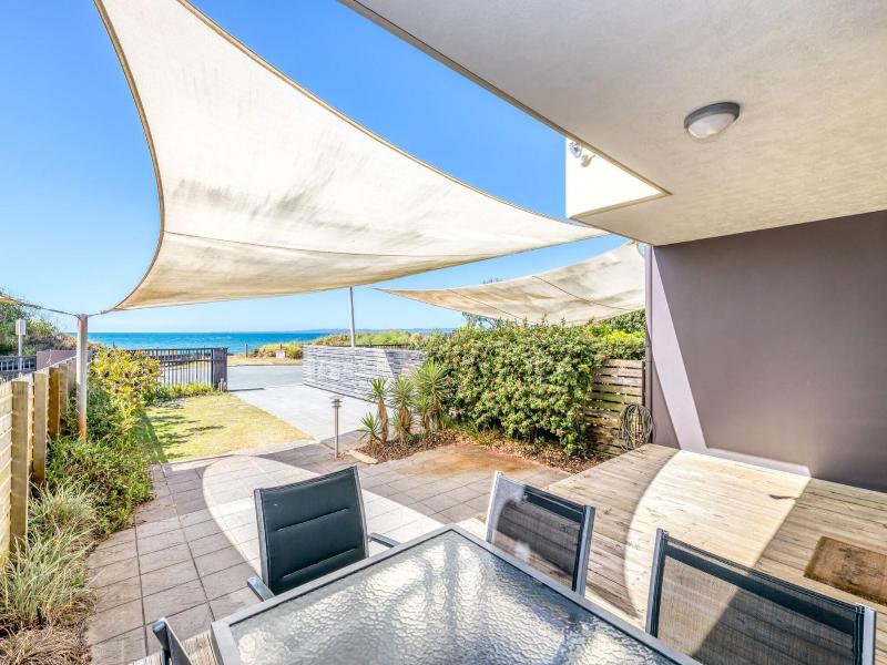 On The Beach Resort Bribie Island image
