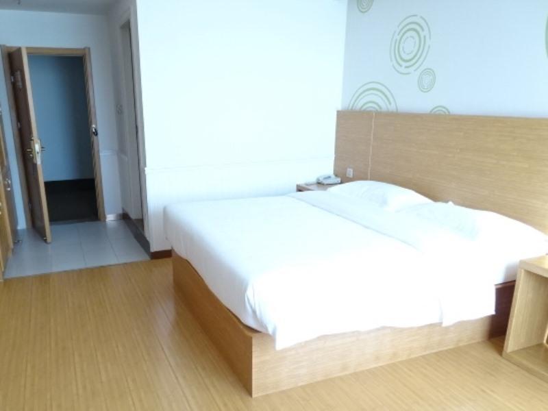 GreenTree Inn Liaocheng Economic Development Zone image