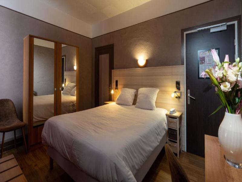 Central Hôtel et Spa image