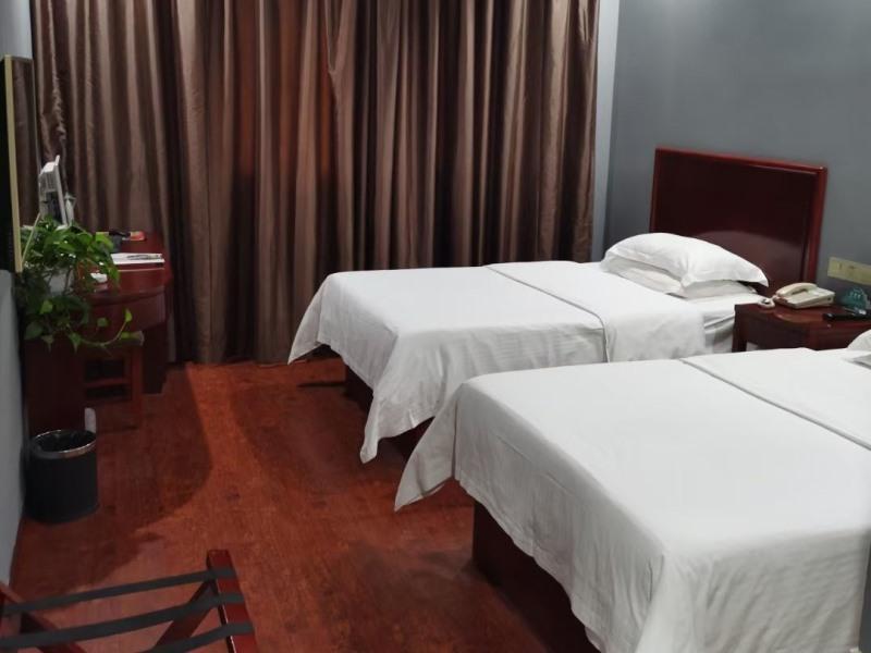 Greentree INN Hebi Hengshan Road Business Hotel image