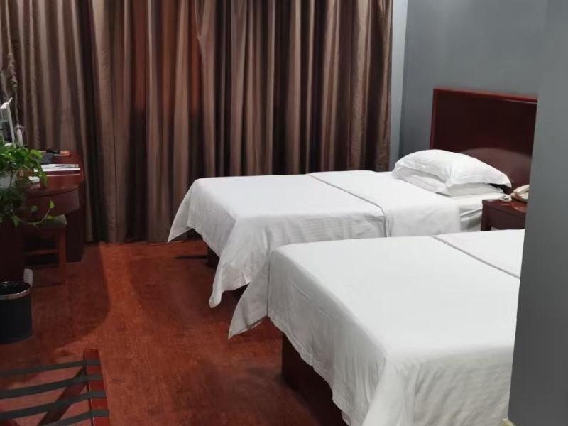 Greentree INN Hebi Hengshan Road Business Hotel image