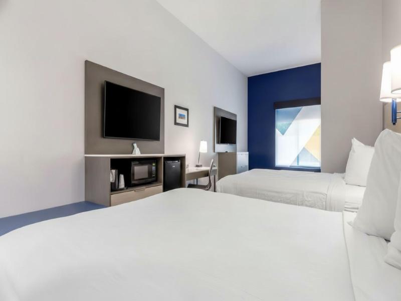 Holiday Inn Exprs & Sui Choctaw-Oklahoma City East image