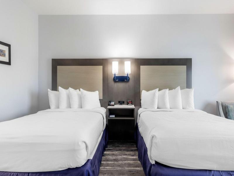 Holiday Inn Exprs & Sui Choctaw-Oklahoma City East image