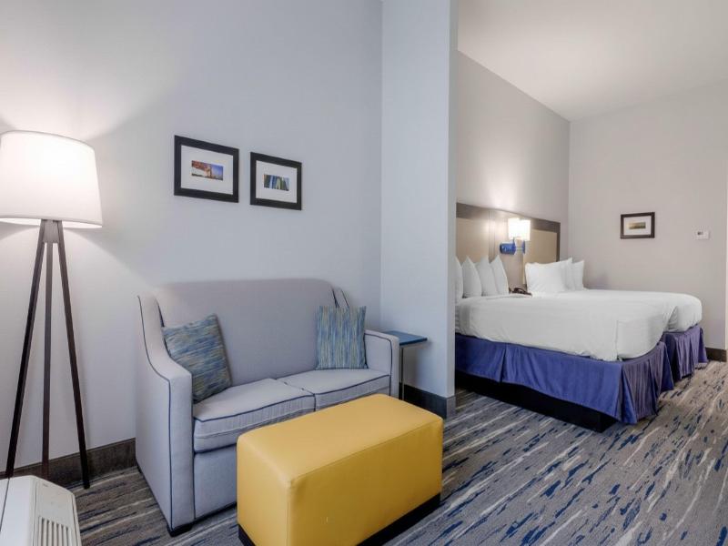 Holiday Inn Exprs & Sui Choctaw-Oklahoma City East image