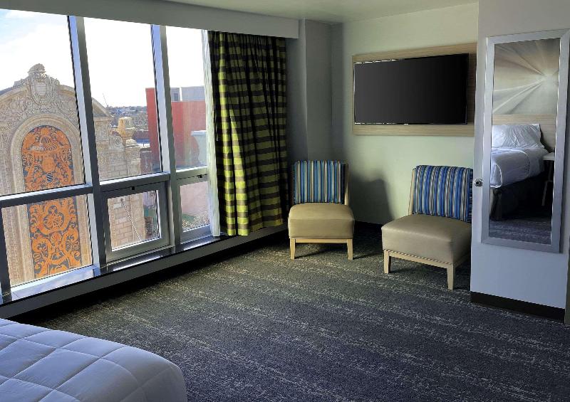 Bed room