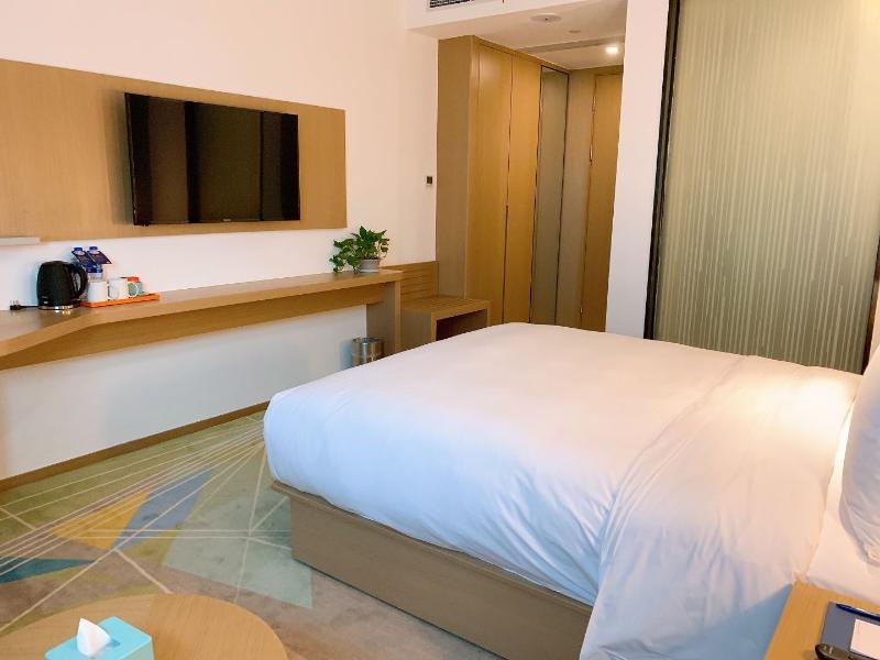 Holiday Inn Express Changzhou Xinbei image