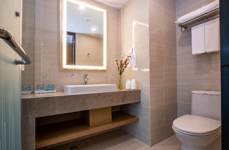 Holiday Inn Express Changzhou Xinbei image