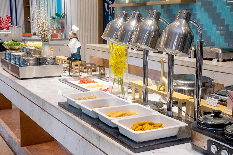 Holiday Inn Express Changzhou Xinbei image