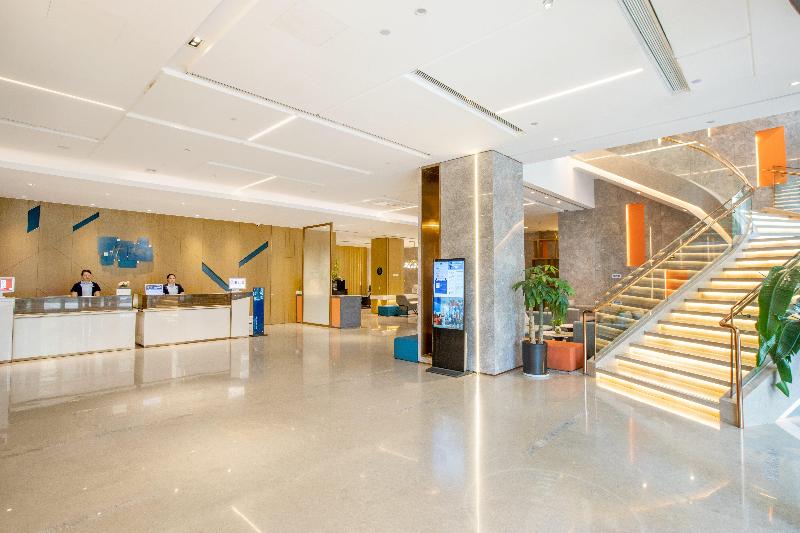 Holiday Inn Express Changzhou Xinbei image