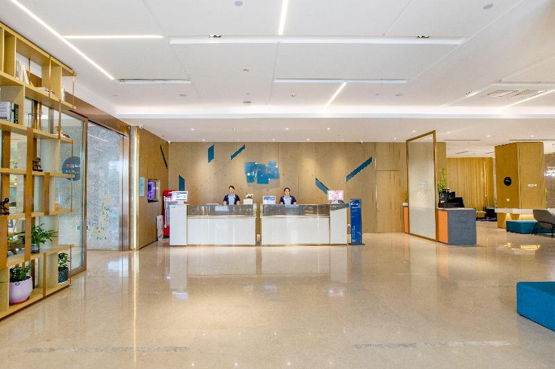 Holiday Inn Express Changzhou Xinbei image