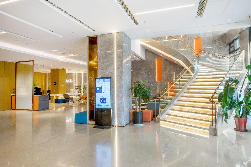 Holiday Inn Express Changzhou Xinbei image