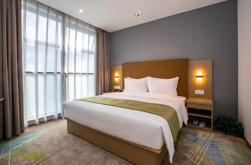 Holiday Inn Express Changzhou Xinbei image