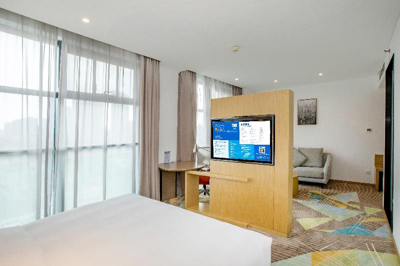 Holiday Inn Express Changzhou Xinbei image
