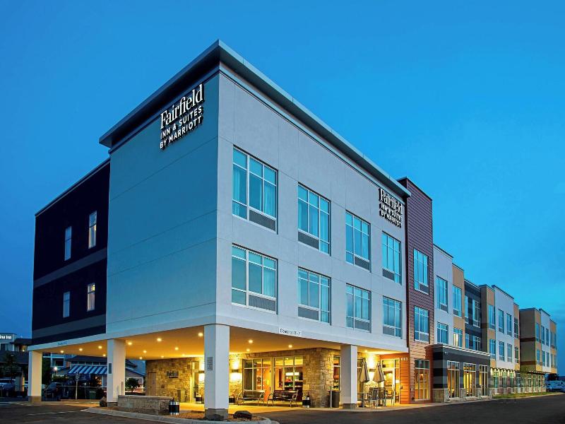 Fairfield Inn Suites By Marriott Duluth Waterfront