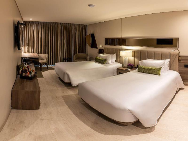 York Medellin, Curio Collection by Hilton image