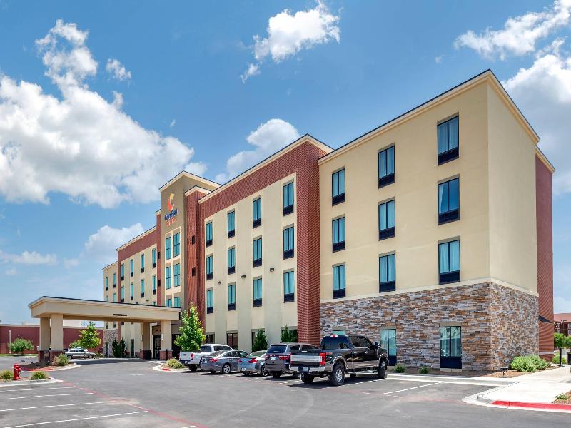 Comfort Suites Midland