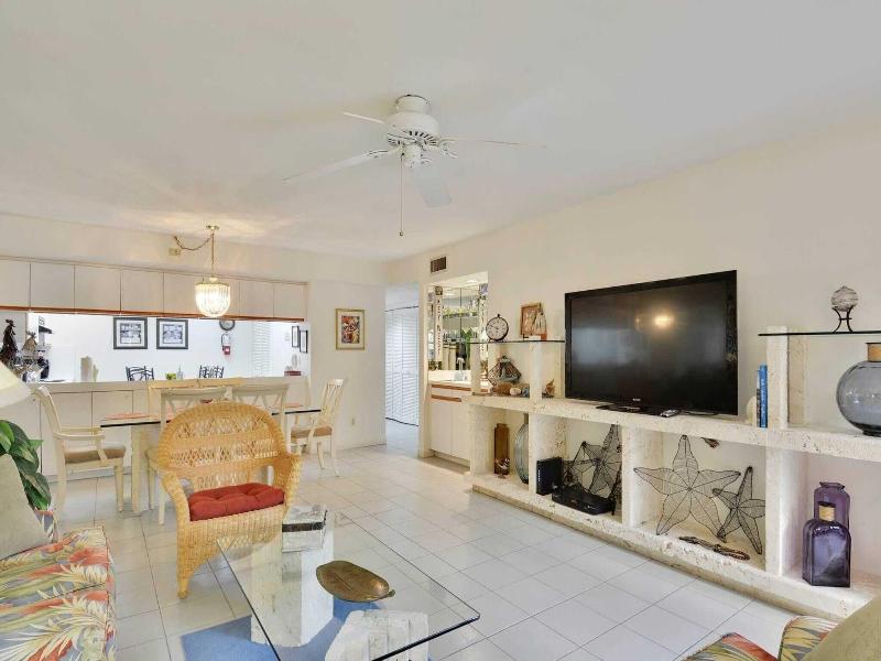 1800 Atlantic Suites