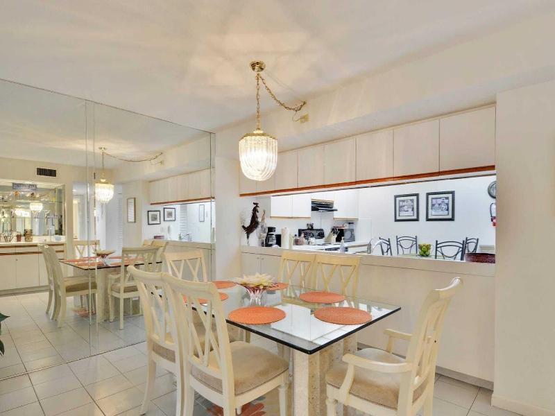 1800 Atlantic Suites