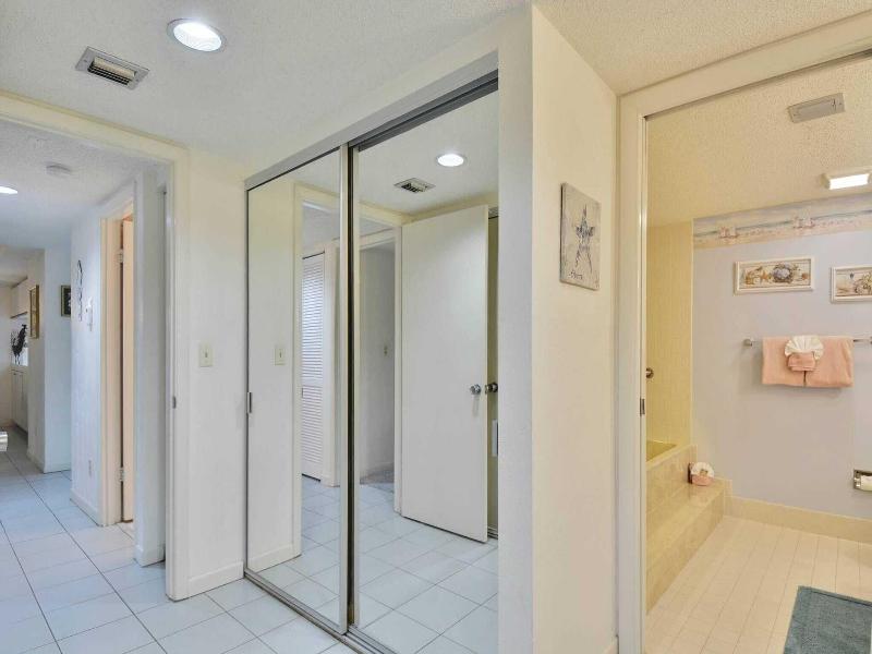 1800 Atlantic Suites