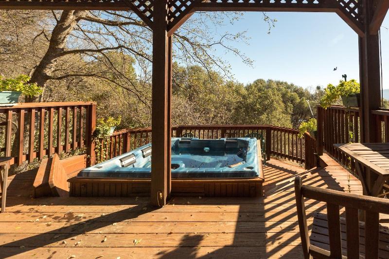 Apple Blossom Inn image