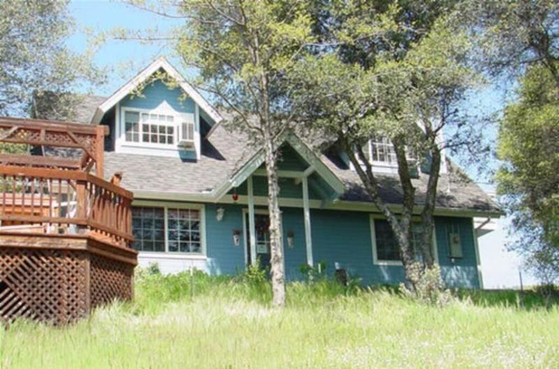 Apple Blossom Inn image