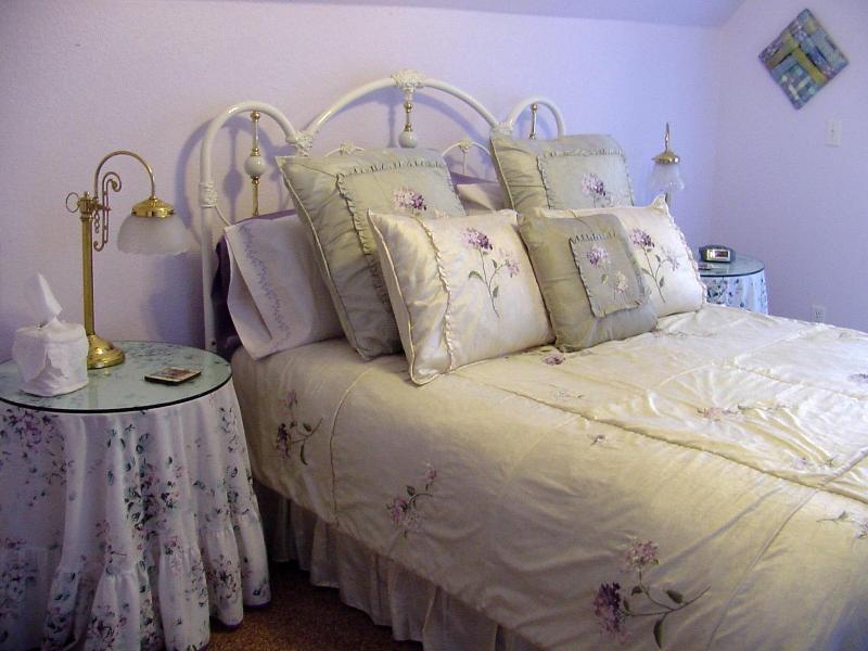 Apple Blossom Inn image