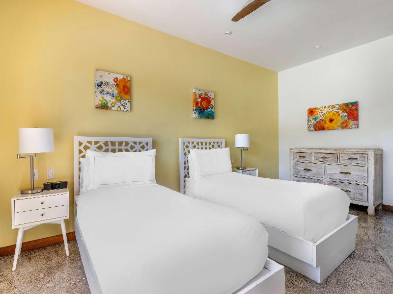 Hilton Grand Vacations Club Palm Desert image