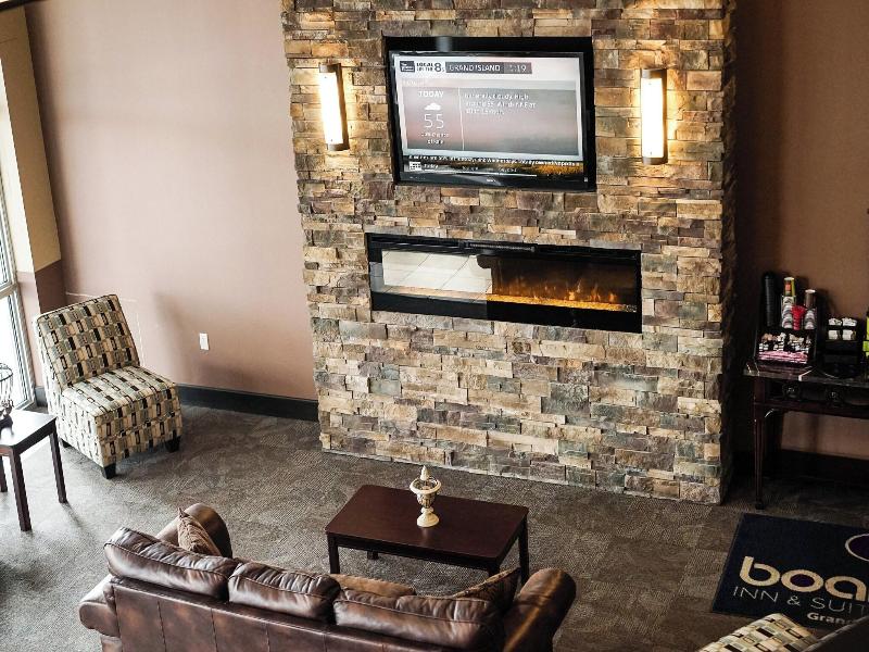 Boarders Inn Suites By Cobblestone Hotels Grand Is