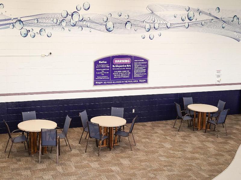 Boarders Inn Suites By Cobblestone Hotels Grand Is
