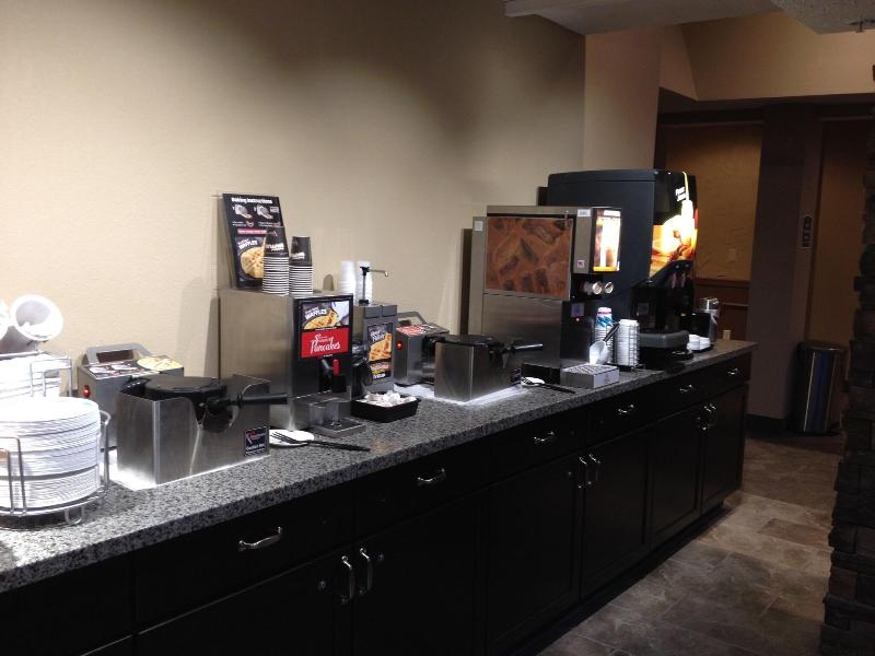 Boarders Inn Suites By Cobblestone Hotels Grand Is