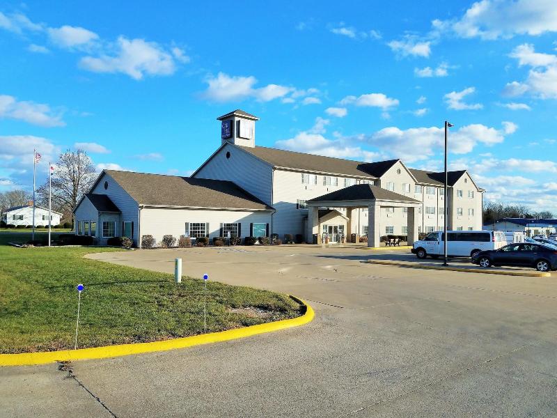 Oak Hill Inn Suites image