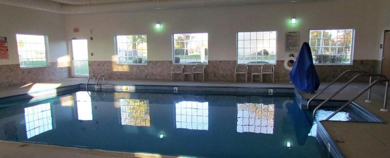 Oak Hill Inn Suites image