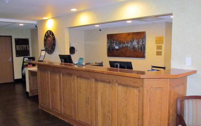 Oak Hill Inn Suites image