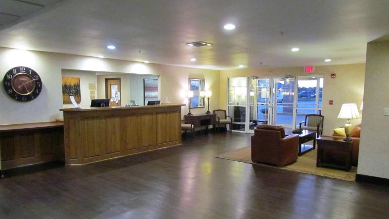 Oak Hill Inn Suites image
