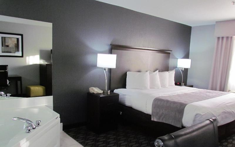Oak Hill Inn Suites image
