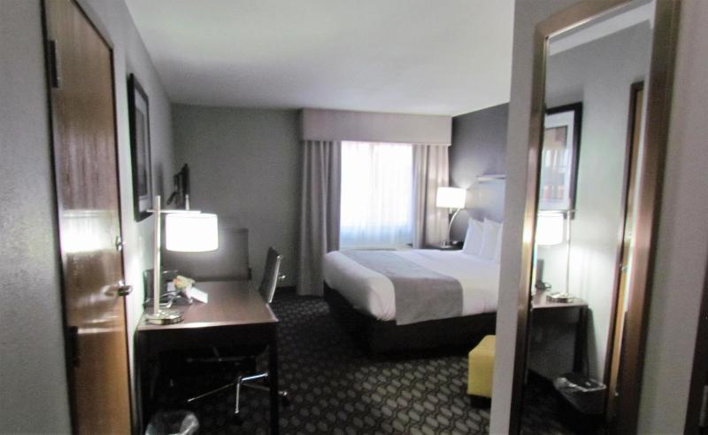 Oak Hill Inn Suites image